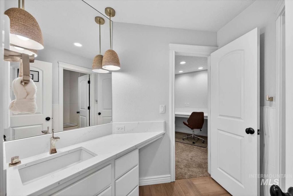 7887 S Old Farm Ln, Meridian, ID 83642 photo 16