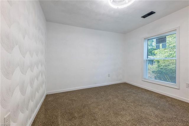 101 Day ST, Suffolk, VA 23434