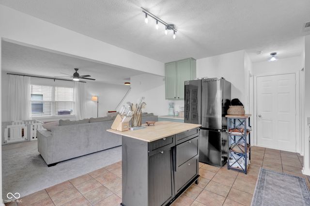 17009 Kirklin Drive, Westfield, IN 46074