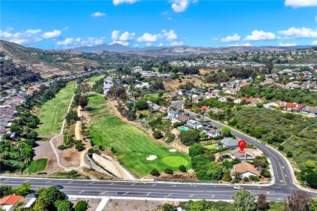 703 Calle Vallarta, San Clemente, CA 92673