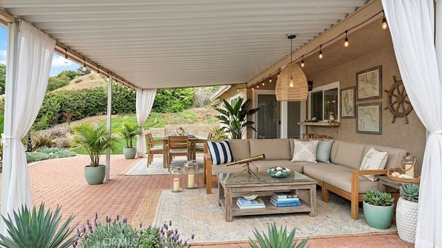 703 Calle Vallarta, San Clemente, CA 92673