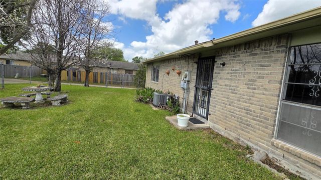14110 Pinewest Drive, Houston, TX 77049