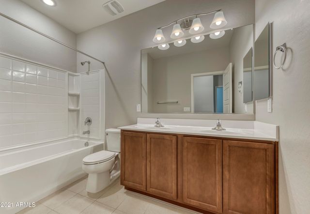 8410 W Palmaire Avenue, Glendale, AZ 85305
