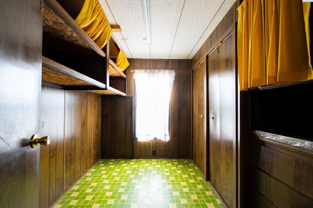 868 N 62nd Avenue, West Richland, WA 99353