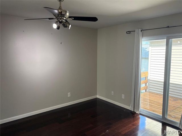 1457 Bobolink Place, St Louis, MO 63144