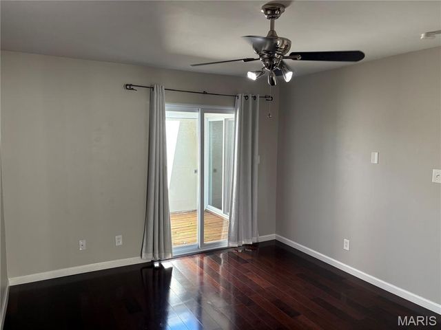 1457 Bobolink Place, St Louis, MO 63144