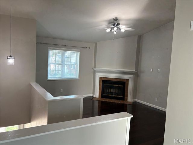 1457 Bobolink Place, St Louis, MO 63144