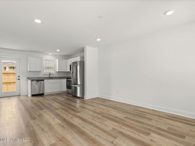 14942 Rowan Oak Street, Gulfport, MS 39503