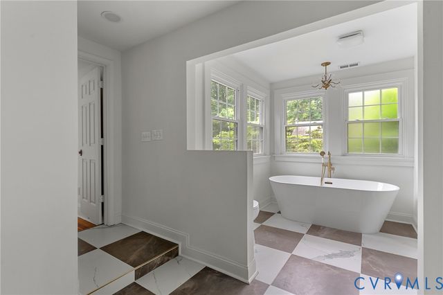 5220 Sylvan Rd, Richmond, VA 23225