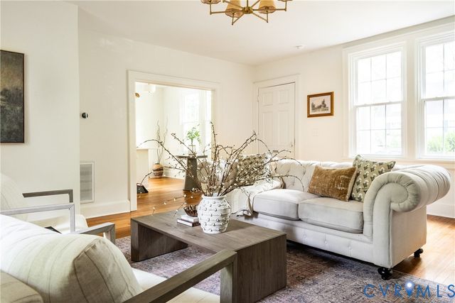 5220 Sylvan Rd, Richmond, VA 23225