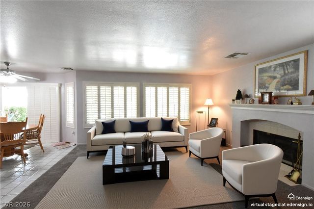 5736 Willowcreek Road, North Las Vegas, NV 89031