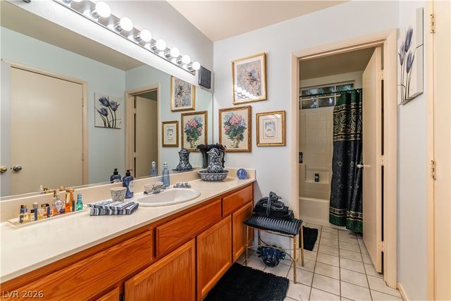 5736 Willowcreek Road, North Las Vegas, NV 89031