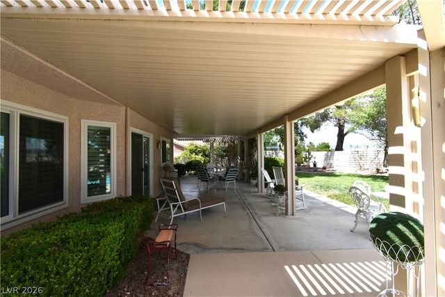5736 Willowcreek Road, North Las Vegas, NV 89031