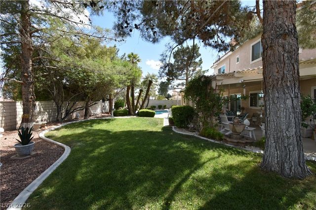 5736 Willowcreek Road, North Las Vegas, NV 89031