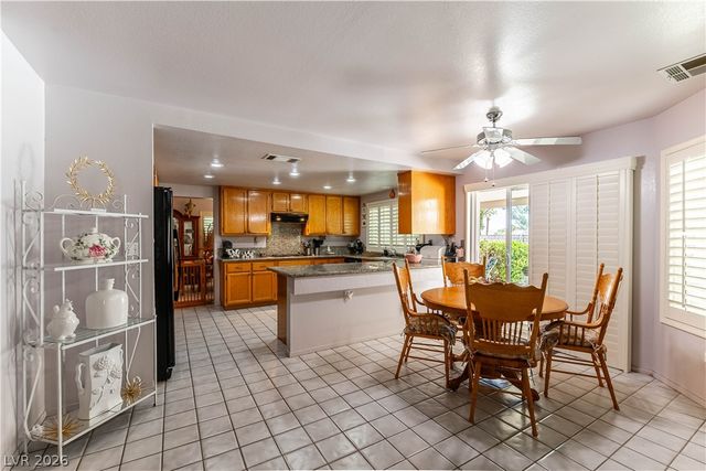 5736 Willowcreek Road, North Las Vegas, NV 89031