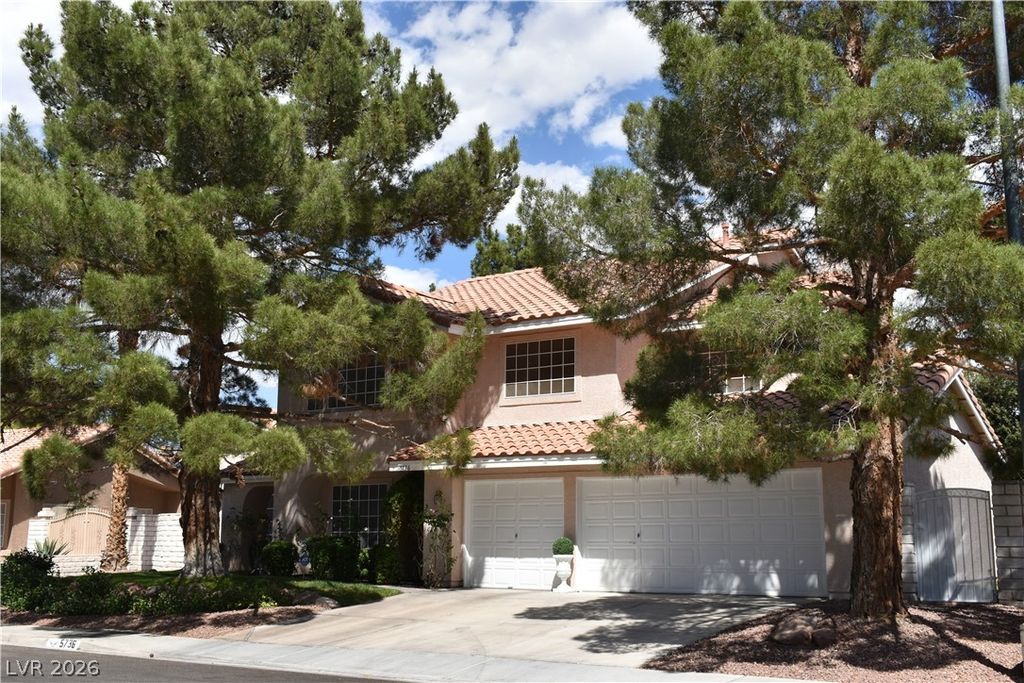 5736 Willowcreek Road, North Las Vegas, NV 89031