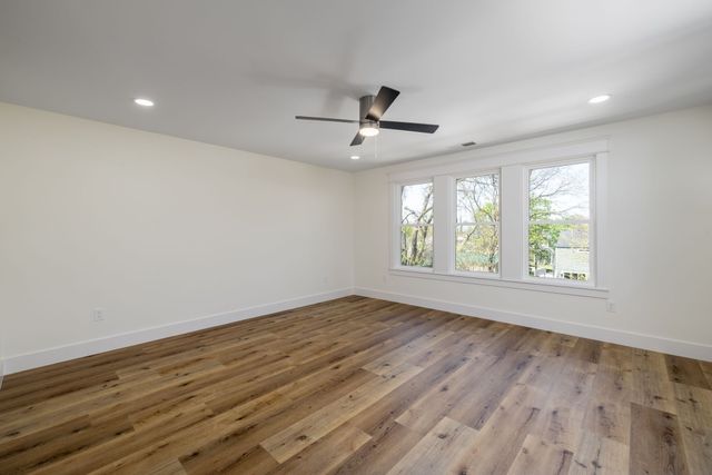 340A Peachtree St, Nashville, TN 37210