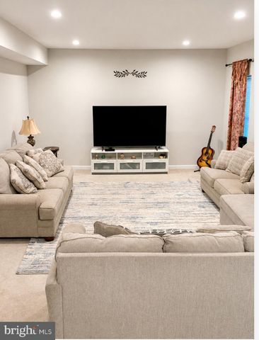 73 KINGSBERRY LN, Woodstown, NJ 08098