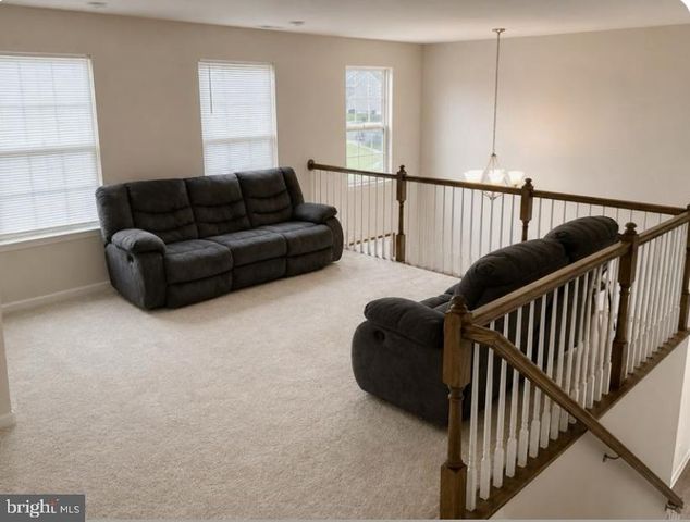 73 KINGSBERRY LN, Woodstown, NJ 08098
