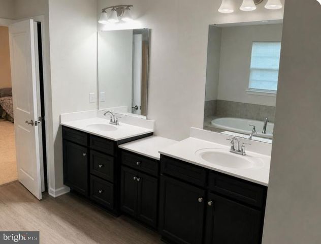 73 KINGSBERRY LN, Woodstown, NJ 08098