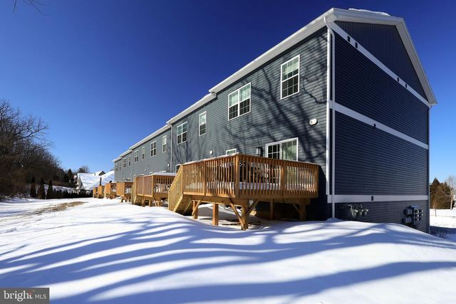 508 BRANDYWINE DR, State College, PA 16801