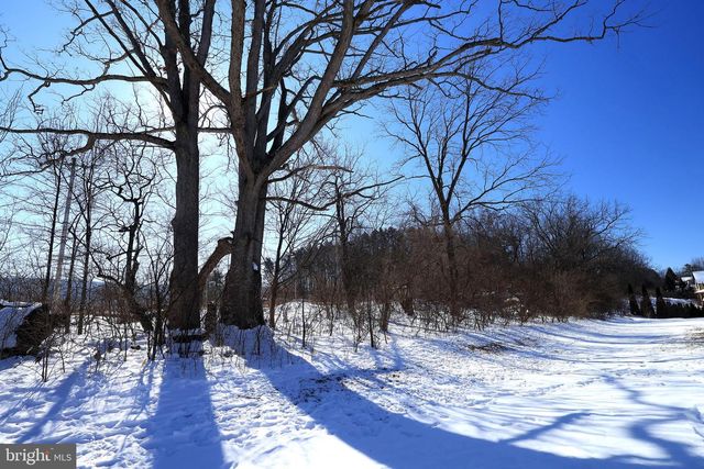 508 BRANDYWINE DR, State College, PA 16801