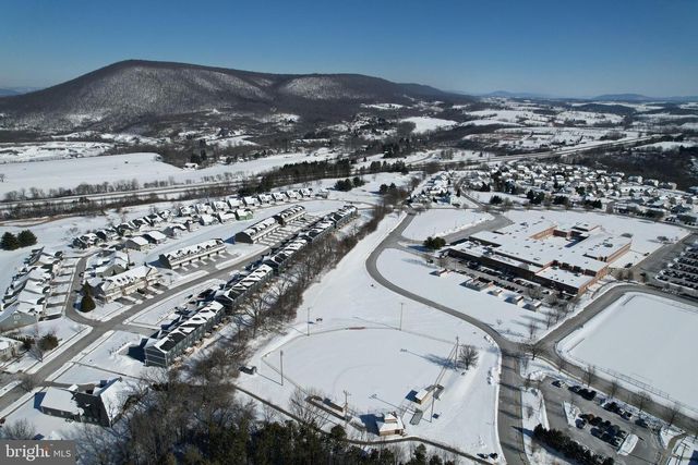 508 BRANDYWINE DR, State College, PA 16801