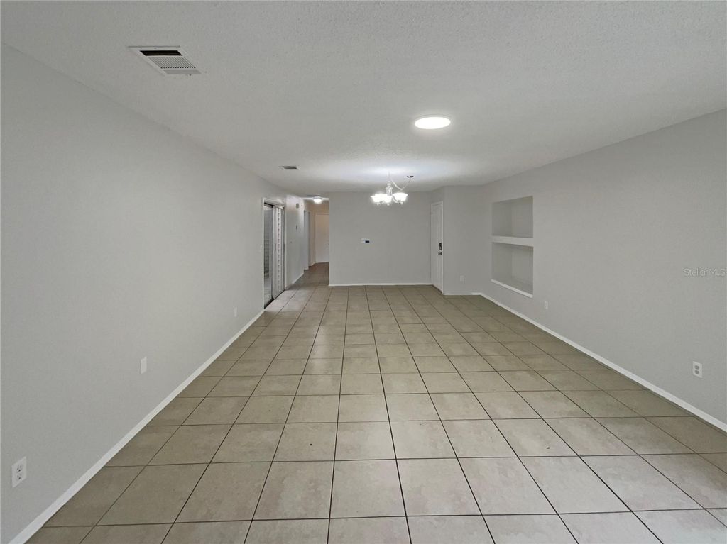 Image 8 of property listing at 2418 TURPIN DRIVE, Orlando, FL 32837