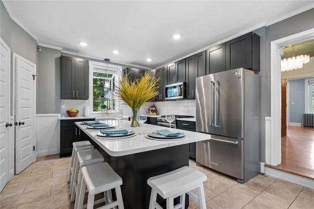 3552 Broadway, South Whitehall Twp, PA 18104