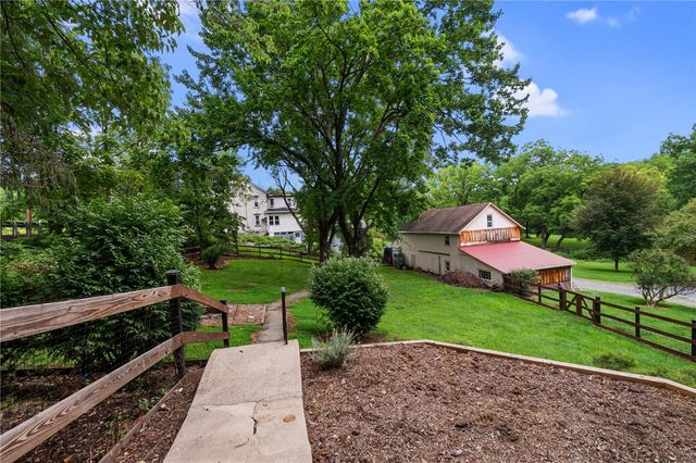 3552 Broadway, South Whitehall Twp, PA 18104