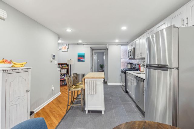 1711 S 6TH ST, Philadelphia, PA 19148