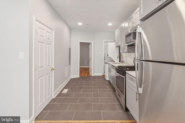 1711 S 6TH ST, Philadelphia, PA 19148