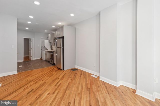 1711 S 6TH ST, Philadelphia, PA 19148