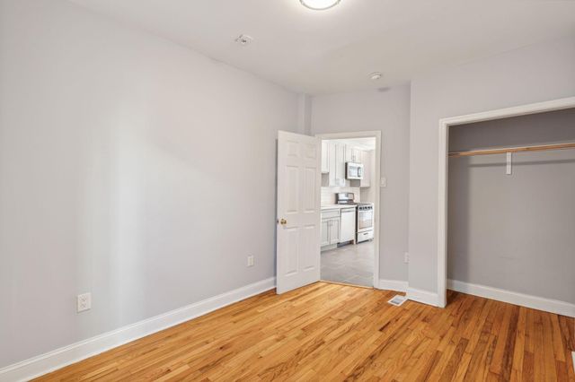 1711 S 6TH ST, Philadelphia, PA 19148