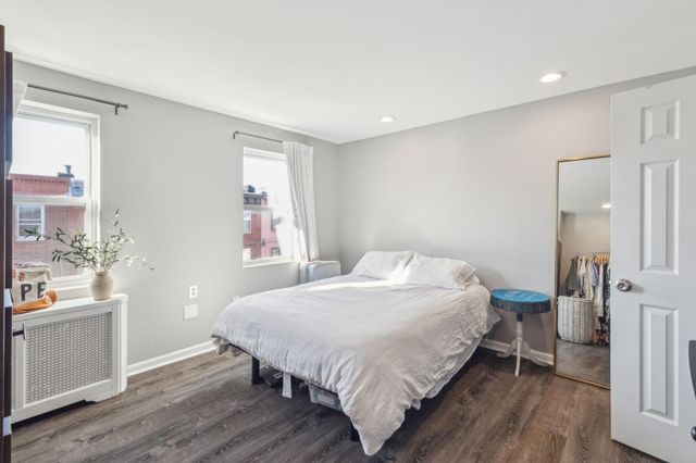1711 S 6TH ST, Philadelphia, PA 19148