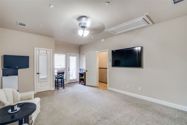 4268 Riverview Drive, Carrollton, TX 75010