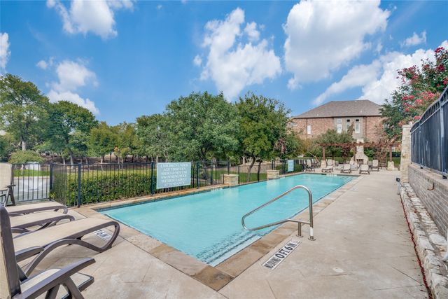 4268 Riverview Drive, Carrollton, TX 75010