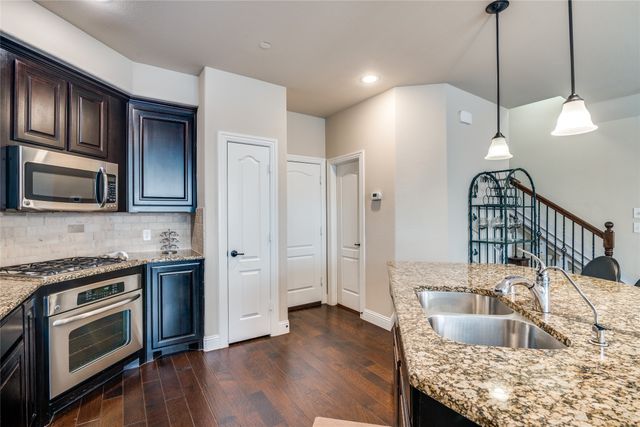 4268 Riverview Drive, Carrollton, TX 75010