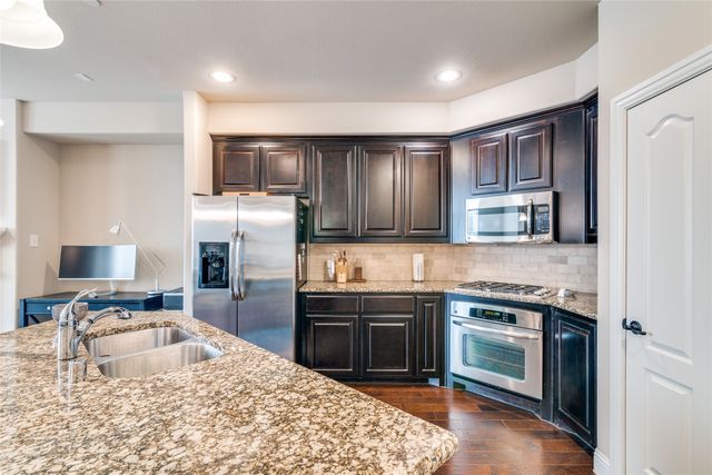 4268 Riverview Drive, Carrollton, TX 75010