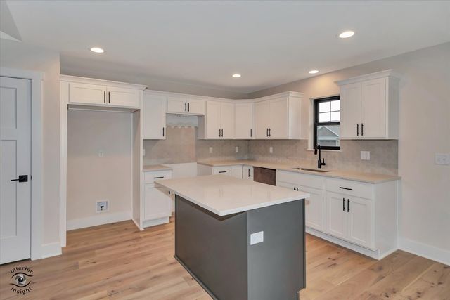 1947 Flagstone Avenue, Bourbonnais, IL 60914