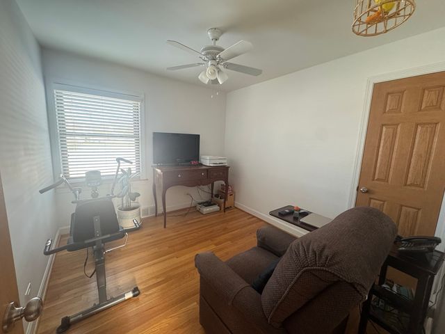 7742 Kolmar Avenue, Skokie, IL 60076