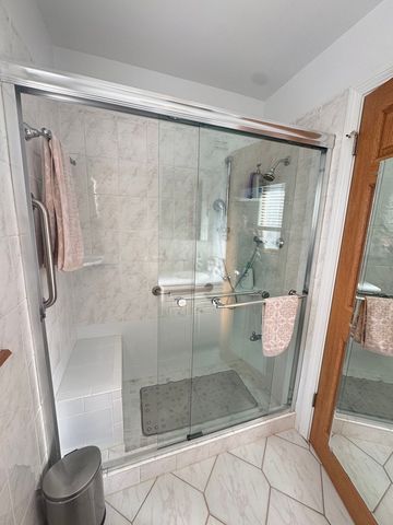 7742 Kolmar Avenue, Skokie, IL 60076