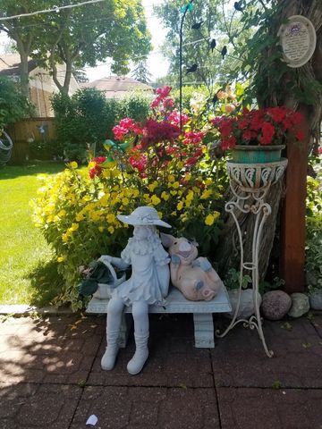 7742 Kolmar Avenue, Skokie, IL 60076