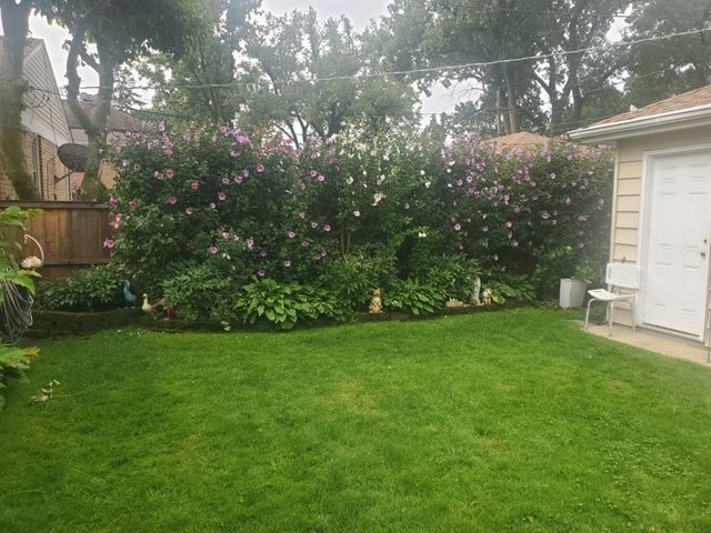 7742 Kolmar Avenue, Skokie, IL 60076