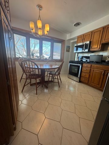 7742 Kolmar Avenue, Skokie, IL 60076