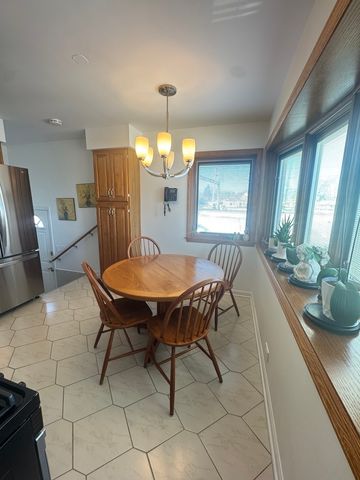 7742 Kolmar Avenue, Skokie, IL 60076