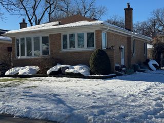 7742 Kolmar Avenue, Skokie, IL 60076