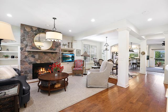 8128 Savanna Valley Way, Victoria, MN 55386
