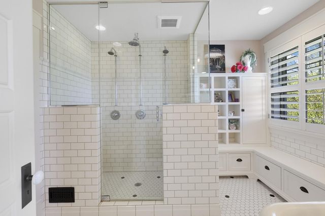 8128 Savanna Valley Way, Victoria, MN 55386