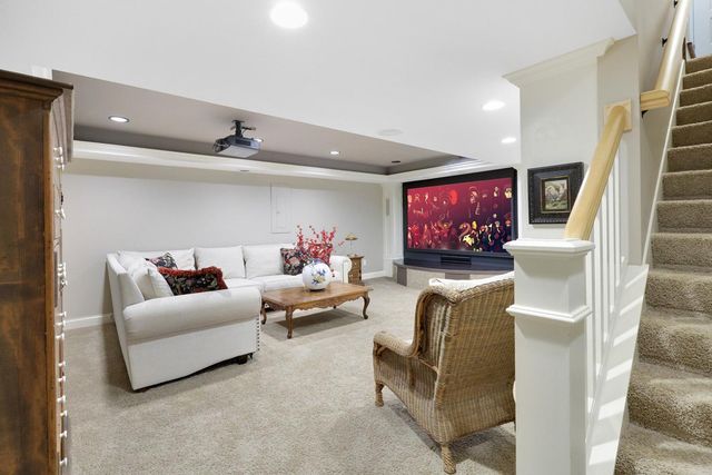 8128 Savanna Valley Way, Victoria, MN 55386